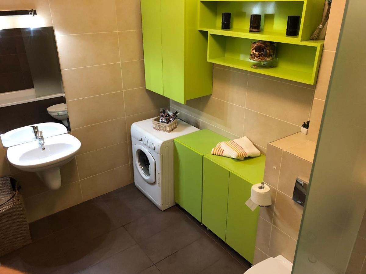 Mivardomi Accommodation Cluj-Napoca Buitenkant foto