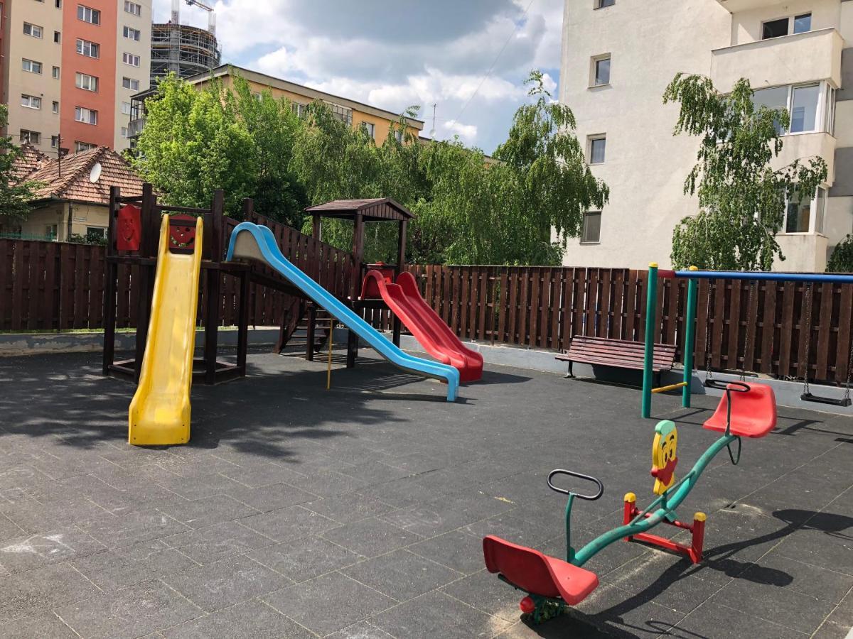 Mivardomi Accommodation Cluj-Napoca Buitenkant foto